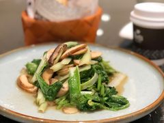 菌菇炒时蔬-斯比特花园西餐厅(东方商厦店)
