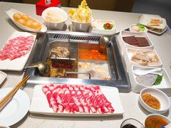 -海底捞火锅鲜切牛肉主题店(长寿路店)