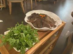 -左庭右院鲜牛肉火锅(浦江欢乐颂店)
