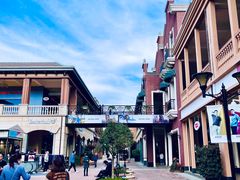 -王府井奥莱临潼小镇(临潼店)