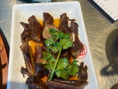 -潮界(LU·ONE凯德晶萃广场店)