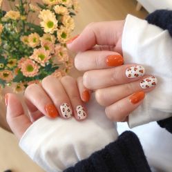 -盼兮·日式美睫沙龙