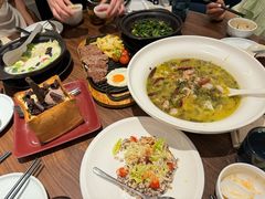 -港丽餐厅(正大店)