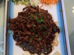 -伍先森精品汉餐(军垦路店)
