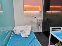 -斐尔国际皮肤管理中心