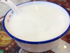 桃胶椰汁-五条人糖水铺(凯德天府店)