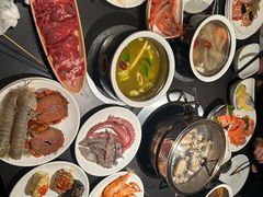 -钱小奴海鲜自助黑金店(杭州滨江龙湖店)