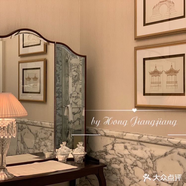 华尔道夫｜2.外滩总会套房