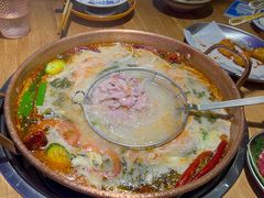 -洱火云南酸菜牛肉火锅(石景山当代商城店)