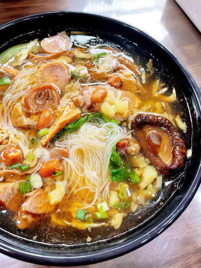 阿芬卤面(花巷店)-"「醋肉」挺好吃的.又酥又有一点韧劲「.