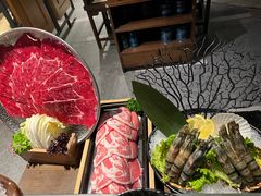 -湊湊火锅·茶憩(南京东路悦荟店)