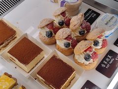 -麦田工坊(月湖店)