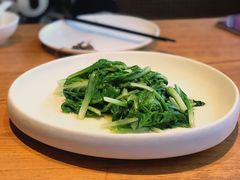 清炒有机苗-马仕玖煲·融合菜·酥不腻烤鸭(人大店)