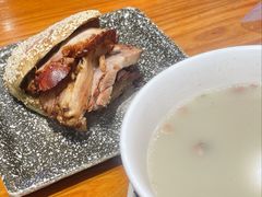 羊杂汤-老天桥酱肉烧饼夹肘子(天桥店)