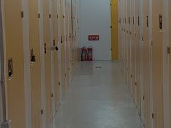 -安东易迷你仓自助寄存仓库(淞虹路店)
