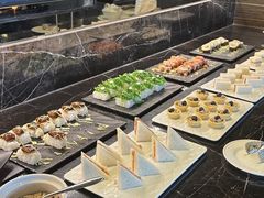 -大中华希尔顿酒店-念自助餐·嗨啤·小龙虾