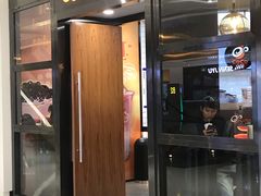 门面-CoCo都可(合生汇店)