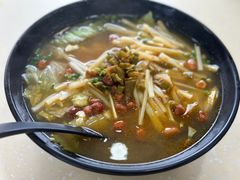 -龙记桂林米粉(财满街店)