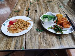 -梦航彩虹之约自助餐厅(华府天地店)
