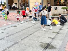 -王府井奥莱临潼小镇(临潼店)