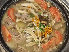 -乡土特色.冷锅鱼.牦牛肉汤锅