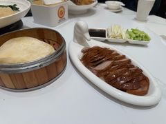 -梅利汴京烤鸭•开封豫菜地标店(东大街店)