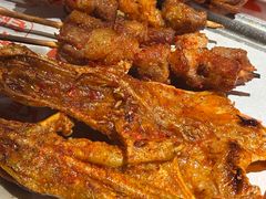 -威记烧嘢·南宁烧烤·超级生牛(绿地店)