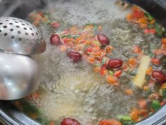 -濠轩阁特色生蚝火锅(水湾路店)