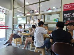 大堂-春梅里卤鹅馆·47年老字号(中山路店)