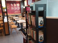 用餐区-肯德基(天津奥城店)