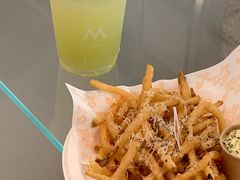 -M Stand(成都COSMO店)