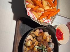 -春树下·树屋花房西餐厅(罍街AS1980店)