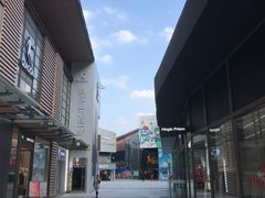 -迪卡侬(西华店)