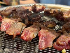 -青瓦餐厅·生鱼片·韩园烤肉(西塔店)