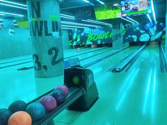 -世代星球·保龄球·镭战真人CS·团建(杨浦店)