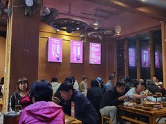 大堂-阿婆情腊排骨火锅(金虹路店)