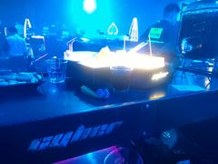 -赛博LIVE SHOW酒吧
