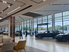 -上海宝宁宝马4S店