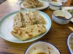 -溢心园香河肉饼总店