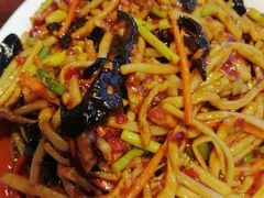 -赶海部落海鲜城(海阳路店)