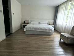 -上海怡沁园度假酒店