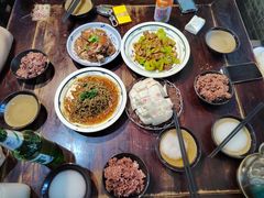 -蓝田九大碗民俗食府(蓝田店)