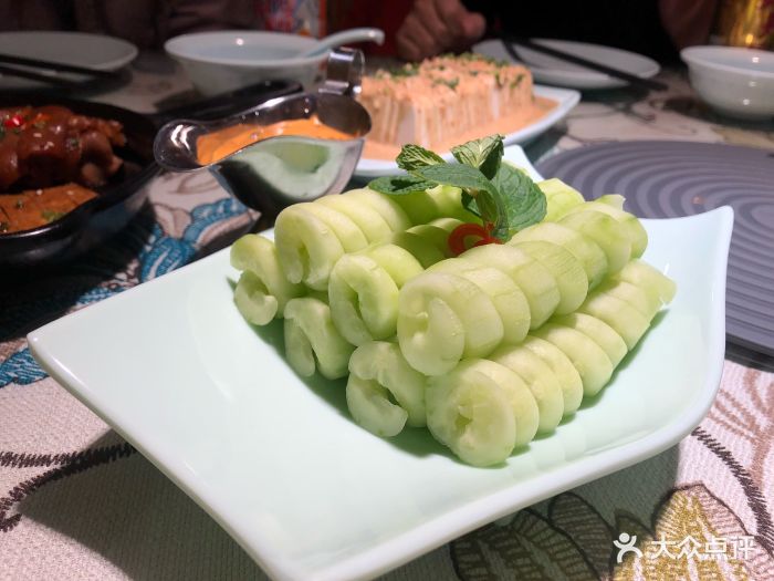 朝花里鱼(大明宫万达店)功夫黄瓜图片