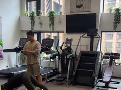 -悦耐私教健身馆(保利中心店)