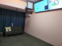 -VR间客漫虚拟现实体验馆(汉街店)