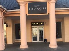 -COACH蔻驰(赛特奥特莱斯店)