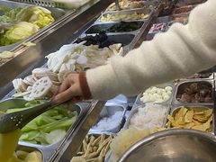 自助取餐区-愉肴麻辣香锅(中山路店)