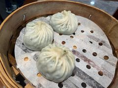 -莱莱小笼·乔艾