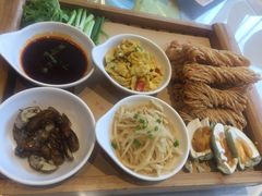 烙馍四宝拼-解家河南菜(商鼎路店)