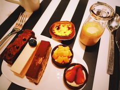 -万达文华酒店·48F云端窗景美食汇自助餐厅